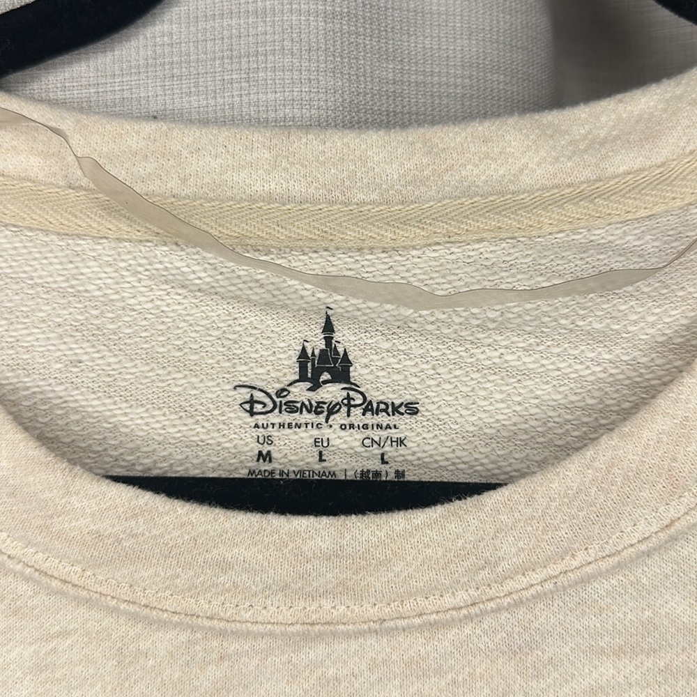 Disney crewneck sweatshirt !!! Size- M - Picture 4 of 5